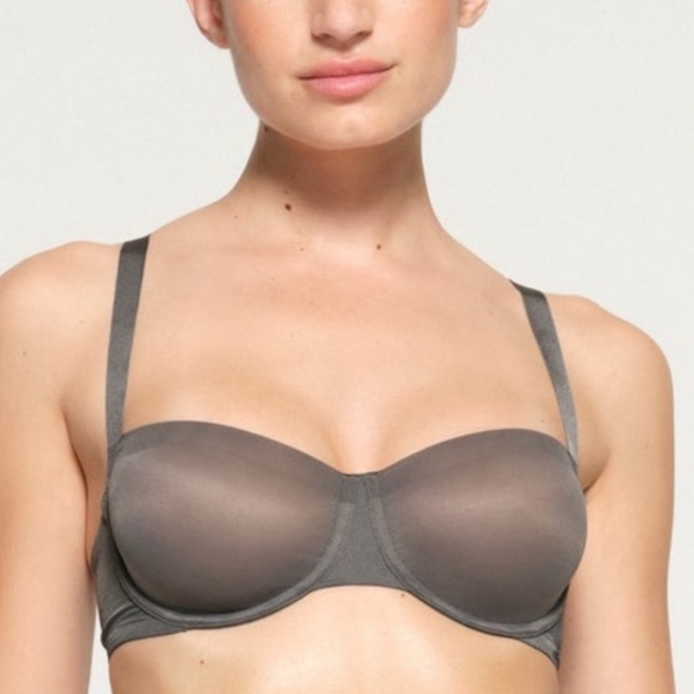 SKIMS Gray Underwire Bra
